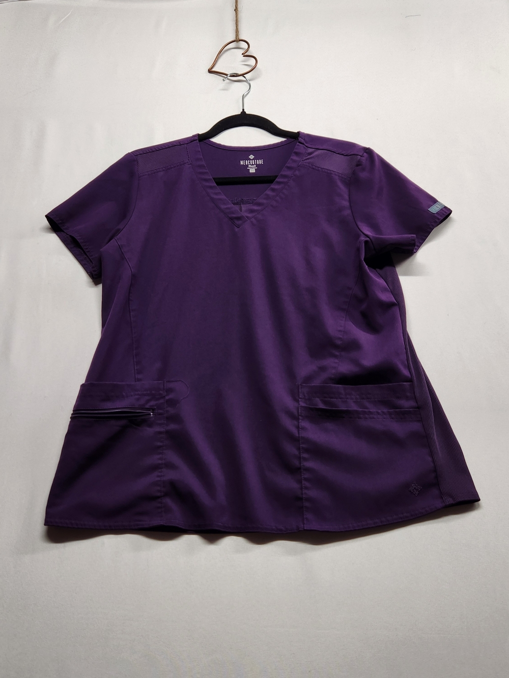 ⭐️Med Couture Touch Medical Scrub Top M Eggplant Purple V Neck Active Stretch